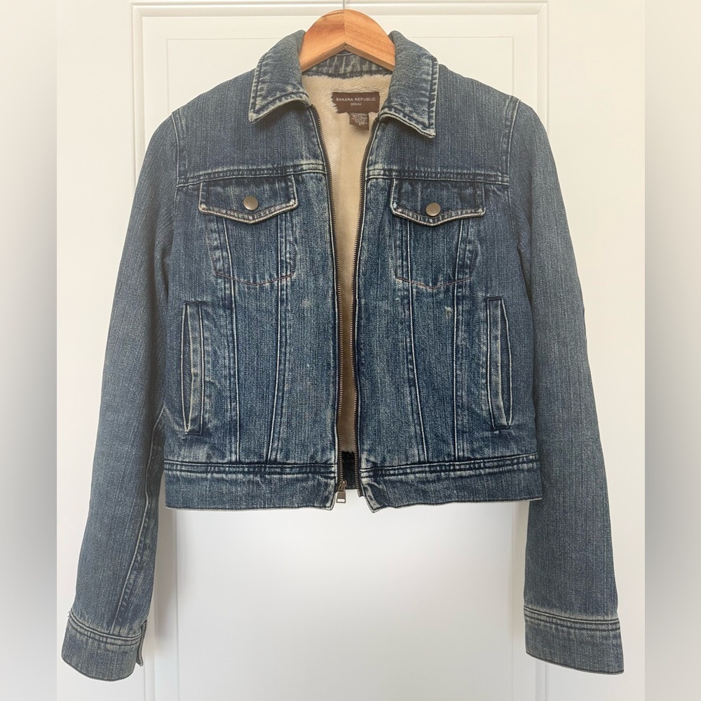 Banana Republic Faux Fur Sherpa Lined Denim Jacket Medium Wash Zip Up Crop S - Picture 2 of 8